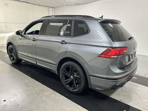 Certified 2024 Volkswagen Tiguan SE R-Line AWD/4WD image 7