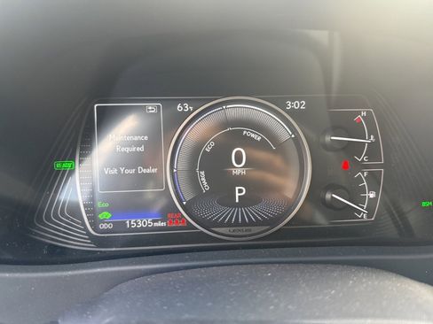 Used 2024 Lexus UX 250h FWD image 11