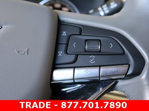 Used 2023 Cadillac XT6 Premium Luxury image 24