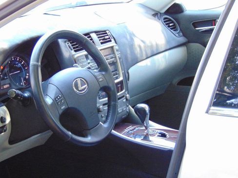 Used 2007 Lexus IS 250 AWD image 27