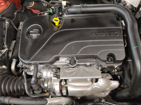 Used 2024 Chevrolet Malibu LT FWD image 30