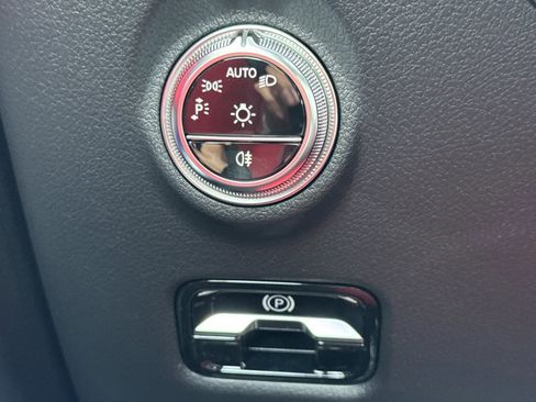 New 2026 Mercedes-Benz CLE 300 4MATIC Coupe image 29
