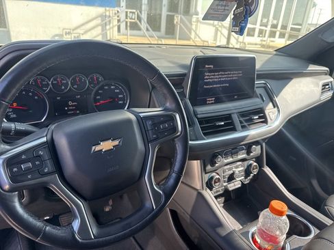 Used 2021 Chevrolet Tahoe LT w/ LT Signature Package image 15