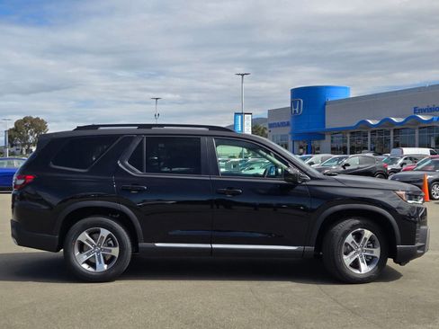 New 2026 Honda Pilot EX-L image 4