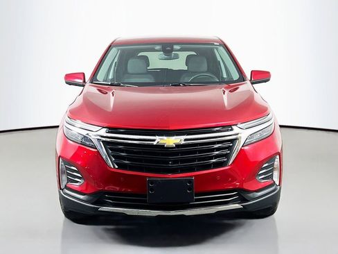 Used 2023 Chevrolet Equinox LT FWD image 2