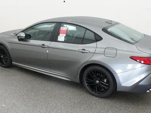 New 2026 Toyota Camry SE FWD image 40
