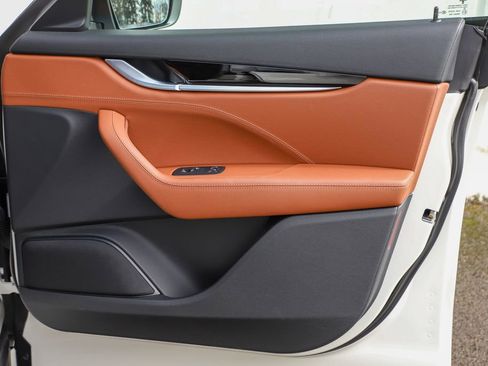 Used 2022 Maserati Levante GT image 48