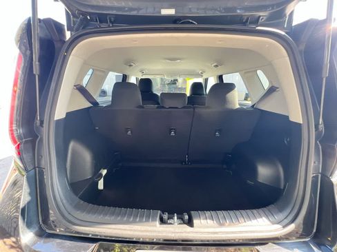 Used 2023 Kia Soul LX w/ Option Group 015 FWD image 26