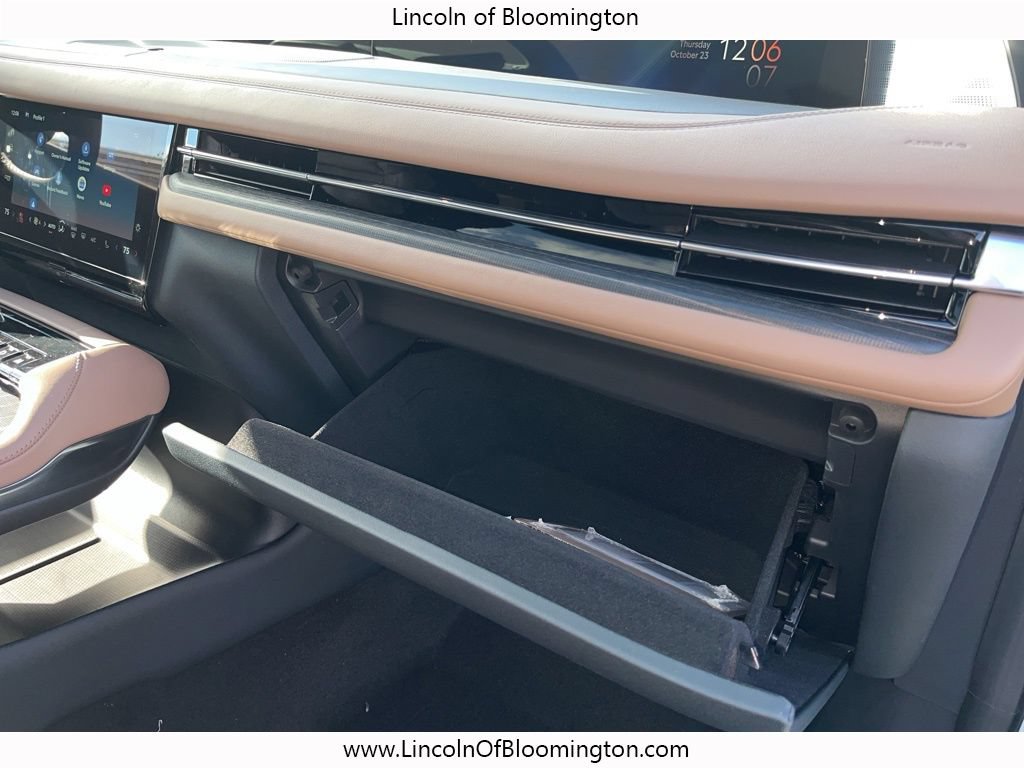 New 2025 Lincoln Navigator L Black Label AWD/4WD image 71