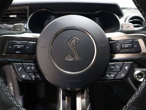 Used 2021 Ford Mustang Shelby GT500 w/ Technology Package RWD image 23