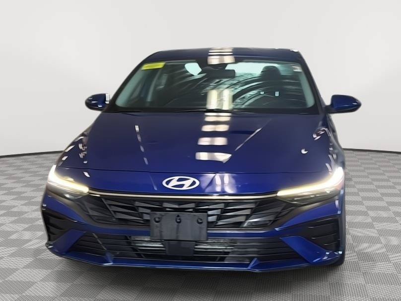 Certified 2024 Hyundai Elantra SEL w/ Convenience Package FWD image 2