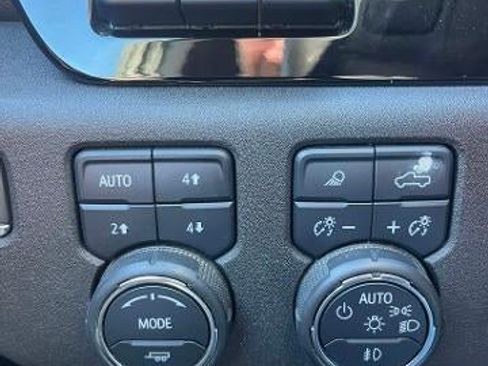 Used 2024 Chevrolet Silverado 2500 LTZ w/ LTZ Plus Package AWD/4WD image 13