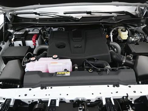 New 2026 Toyota Tundra Limited AWD/4WD image 18