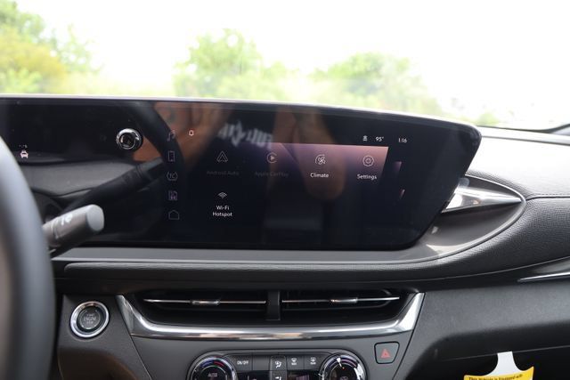 New 2026 Buick Envista Sport Touring w/ Convenience I Package FWD image 17