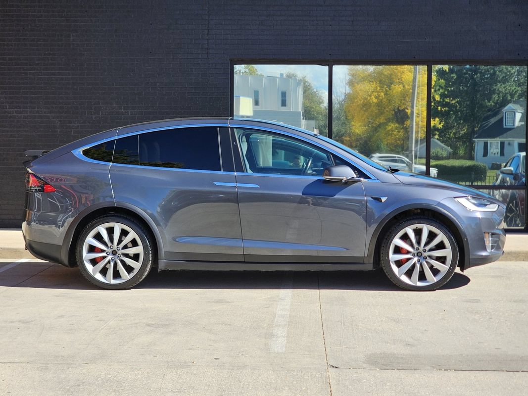 Used 2020 Tesla Model X Performance AWD/4WD image 11