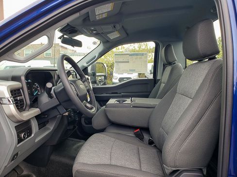 New 2026 Ford F250 XL w/ XL Off-Road Package image 7