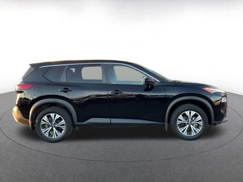 Used 2022 Nissan Rogue SV image 16