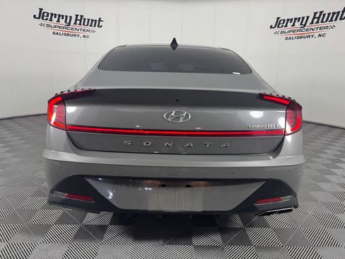 Used 2022 Hyundai Sonata Limited w/ Cargo Package FWD image 7