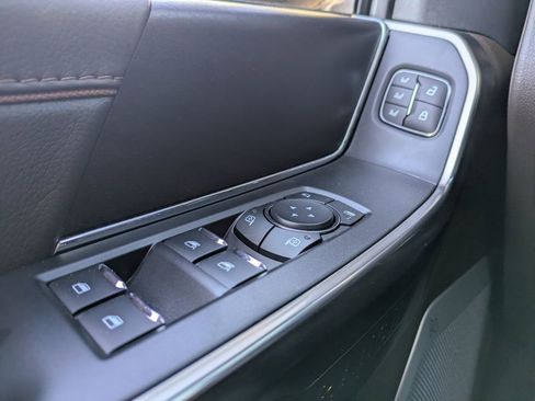 New 2025 Ford F150 King Ranch w/ FX4 Off-Road Package image 29