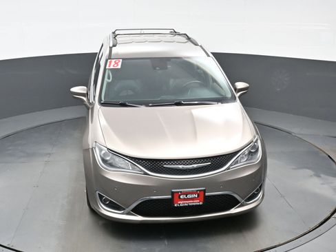 Used 2018 Chrysler Pacifica Touring-L Plus w/ Advanced Safetytec Group FWD image 36