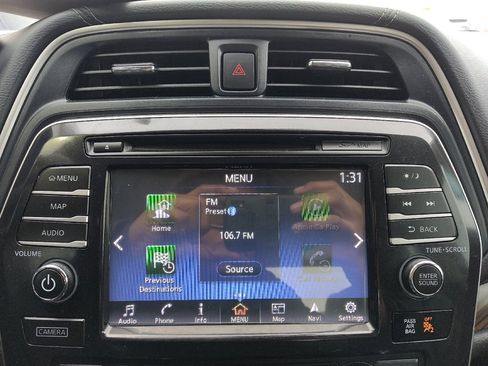 Used 2017 Nissan Maxima Platinum w/ Medallion Package FWD image 25