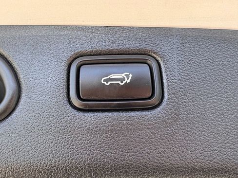 Used 2020 Hyundai Tucson Ultimate w/ Cargo Package AWD/4WD image 14