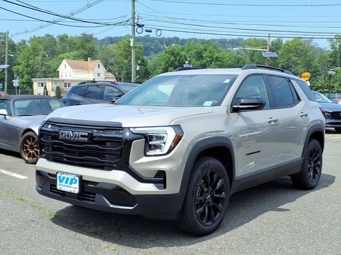 Used 2026 GMC Terrain Elevation w/ Black Edition AWD/4WD image 3
