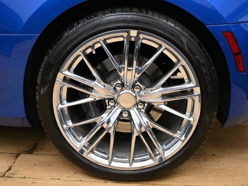 Used 2017 Chevrolet Camaro SS RWD image 12
