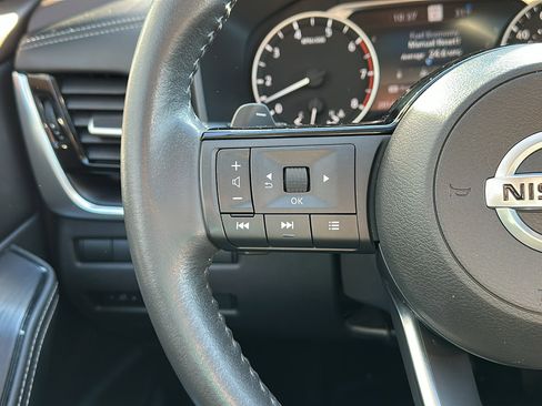 Certified 2021 Nissan Rogue SL w/ Premium Package image 16