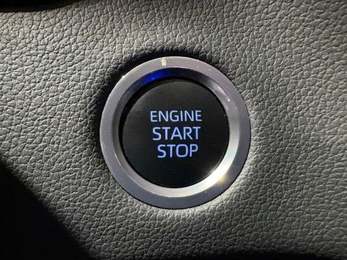 Used 2024 Toyota Tundra Limited image 30