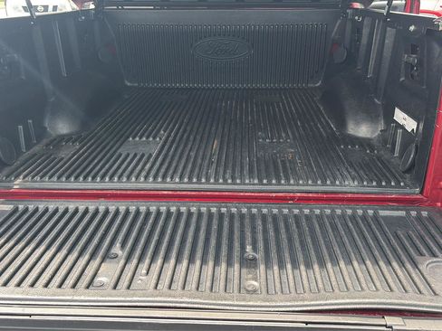 Used 2016 Ford F150 Lariat w/ Equipment Group 502A Luxury AWD/4WD image 19