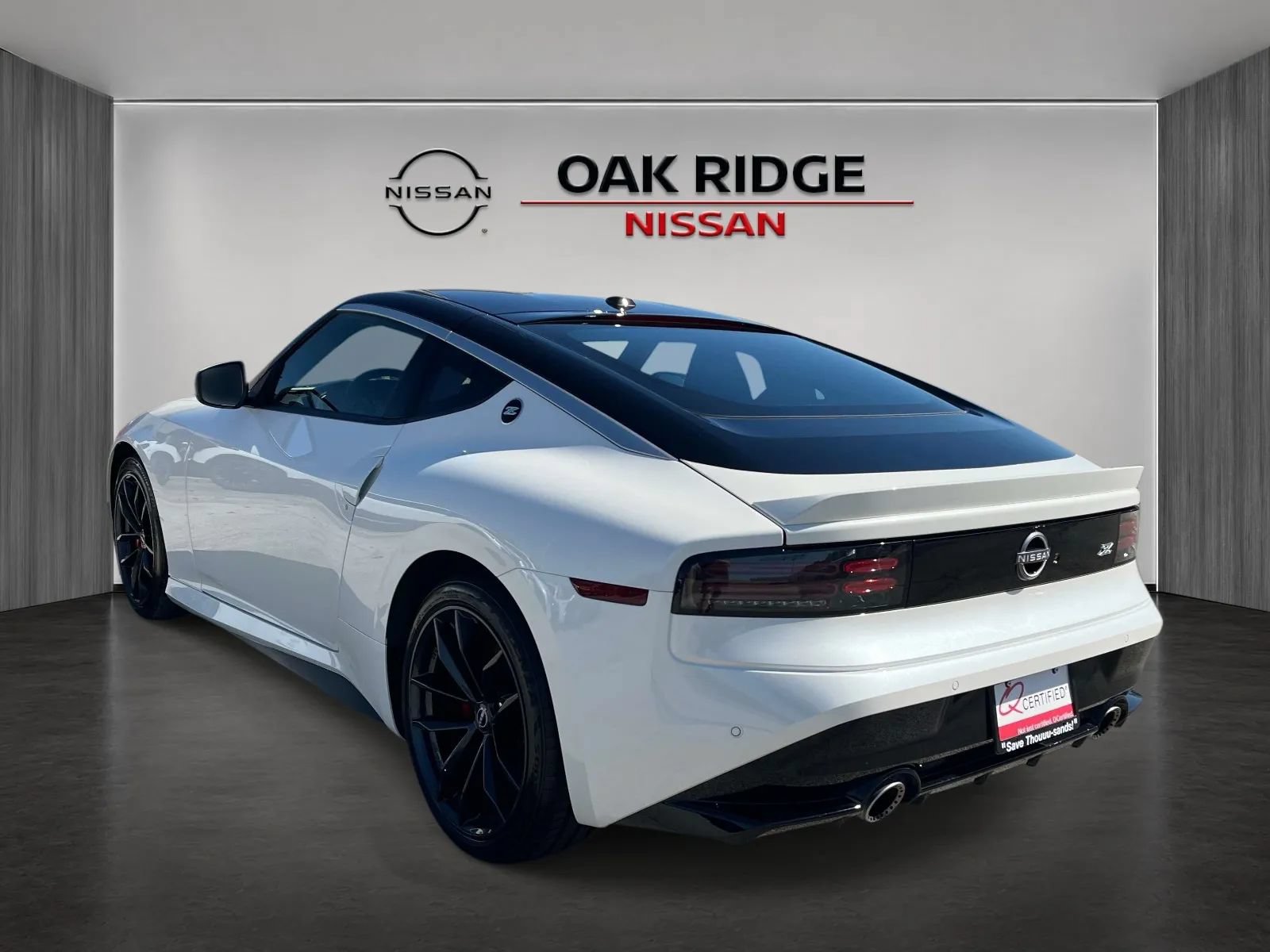 Used 2025 Nissan Z Performance w/ Floor Mat Package RWD image 5