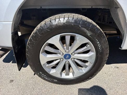 Used 2018 Ford F150 XL w/ Equipment Group 101A Mid AWD/4WD image 28
