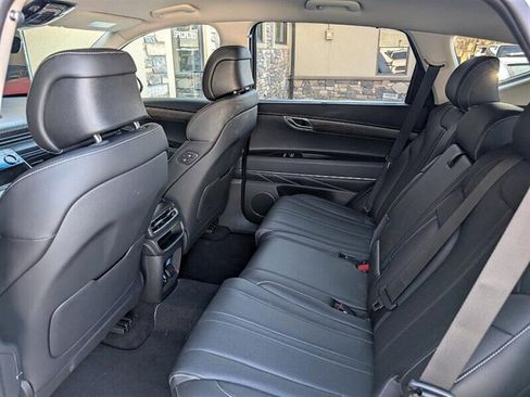 Used 2024 Genesis GV80 2.5T image 24