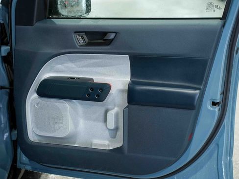 Used 2022 Ford Maverick XLT image 10