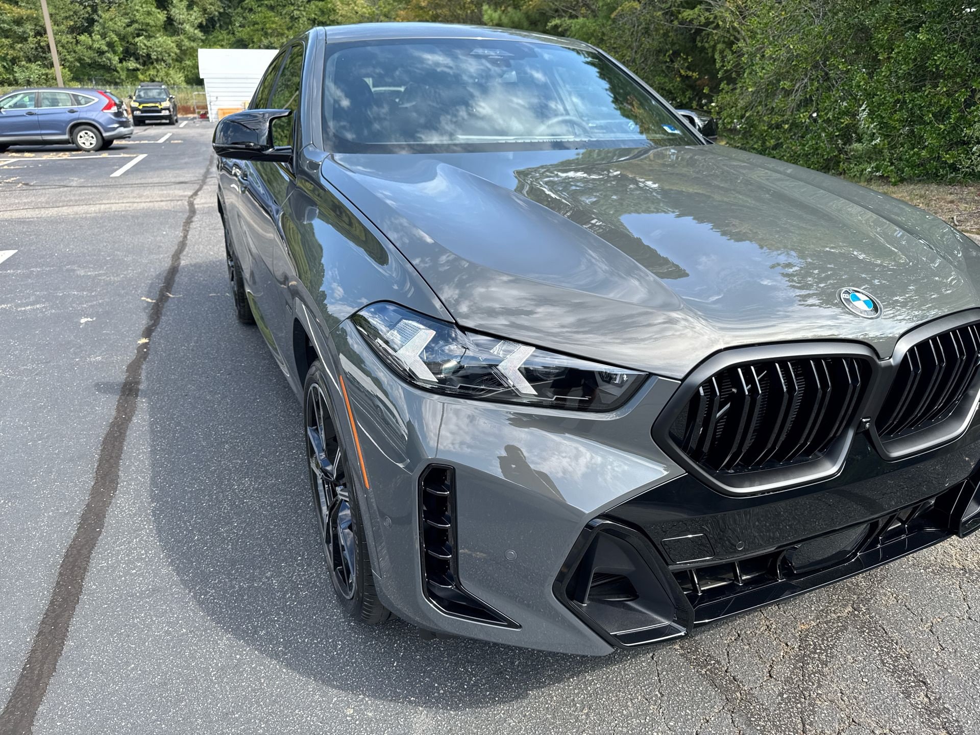 New 2027 BMW X6 M60i AWD/4WD image 3
