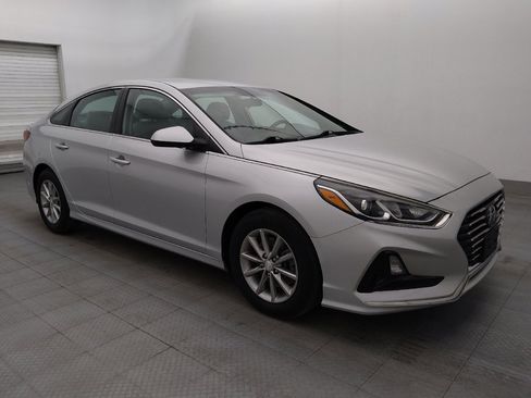 Used 2018 Hyundai Sonata SE FWD image 11