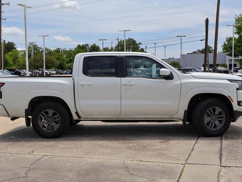 Certified 2025 Nissan Frontier SV w/ SV Convenience Package RWD image 21