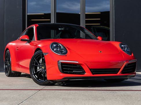 Certified 2017 Porsche 911 Carrera image 6