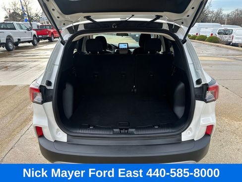 Used 2022 Ford Escape SE w/ Cold Weather Package image 15
