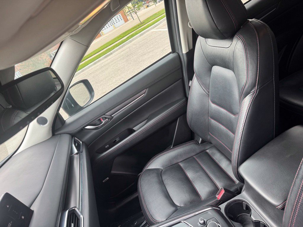Used 2024 MAZDA CX-5 Carbon Edition AWD/4WD image 7