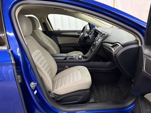 Used 2017 Ford Fusion S image 19
