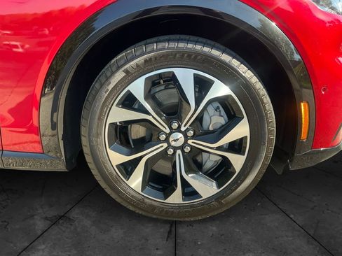 Used 2023 Ford Mustang Mach-E Premium image 15