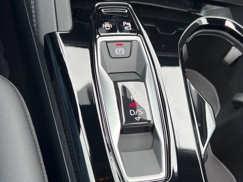 New 2025 Audi Q5 Premium Plus image 21