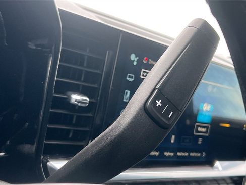 Used 2023 Chevrolet Silverado 1500 RST image 24