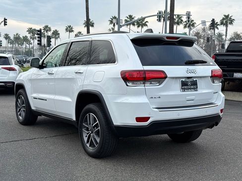 Used 2022 Jeep Grand Cherokee Limited image 7