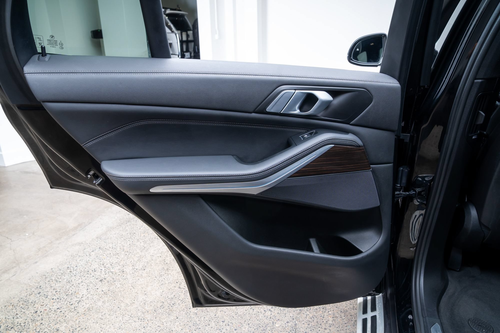 Used 2023 BMW X5 xDrive45e AWD/4WD image 19