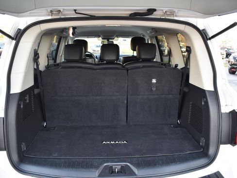 Used 2024 Nissan Armada SV image 54