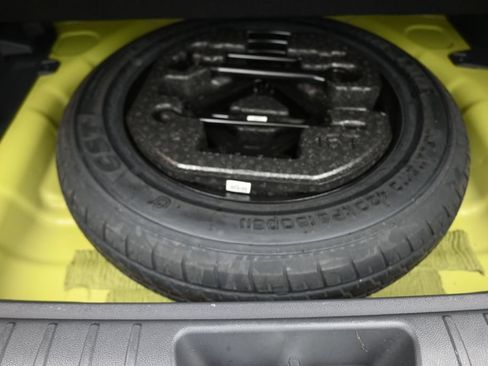 Used 2025 Hyundai Kona SEL FWD image 12