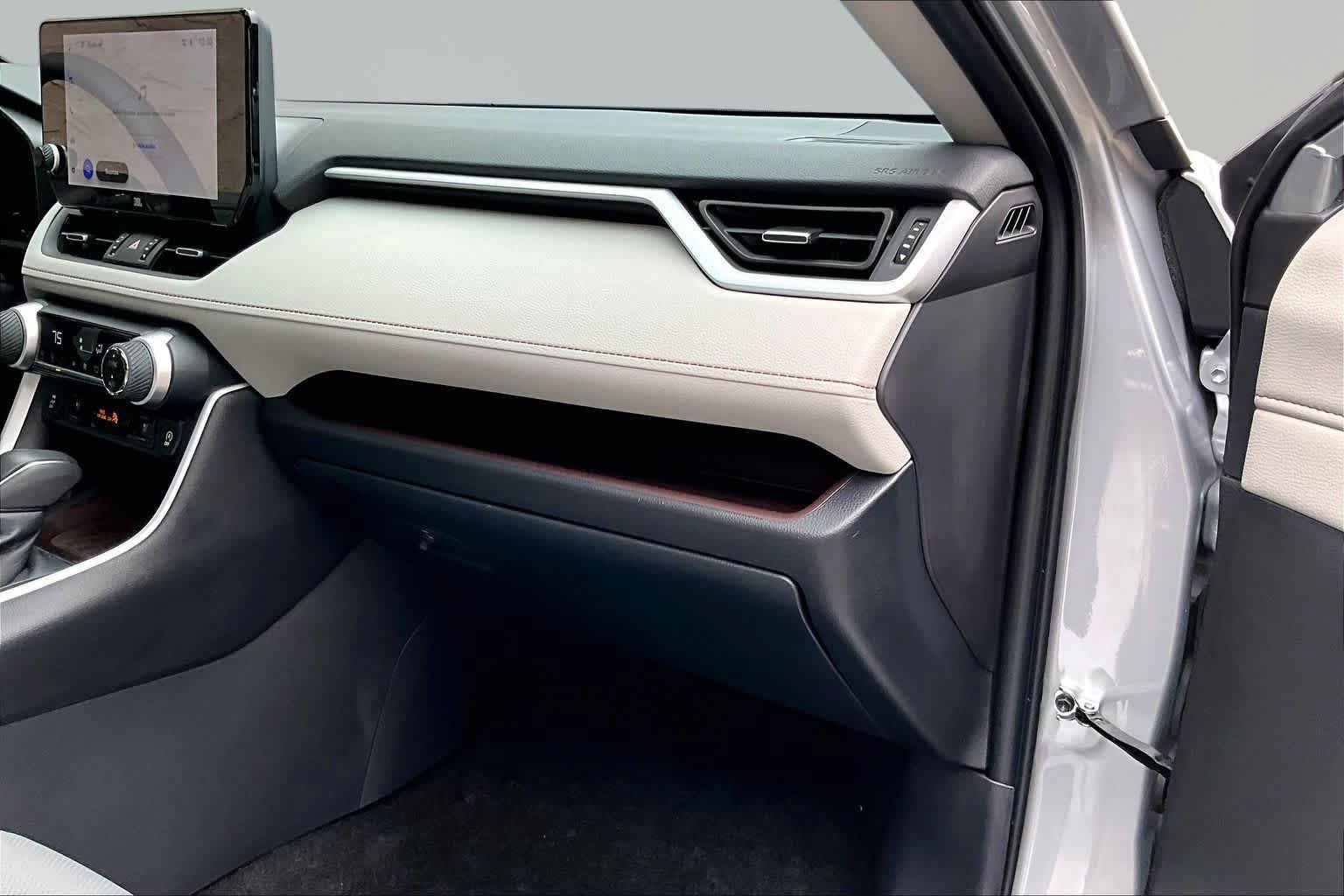 Certified 2025 Toyota RAV4 Limited FWD image 19